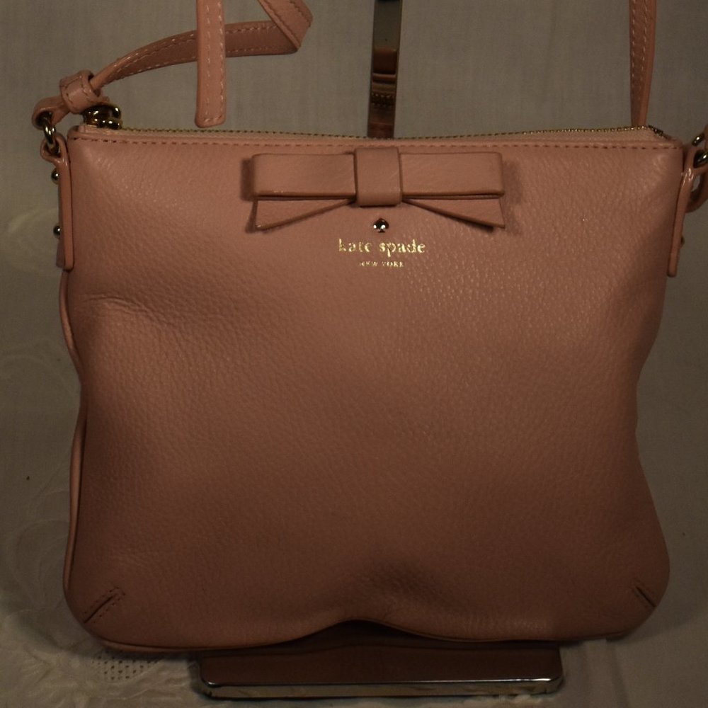 KATE SPADE PINK PEBBLED LEATHER CROSSBODY w/BOW
